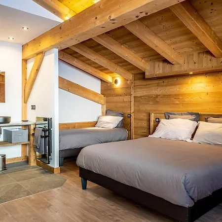 Chalet Le Strato Avec Jacuzzi Aux Pieds Des Pistes *