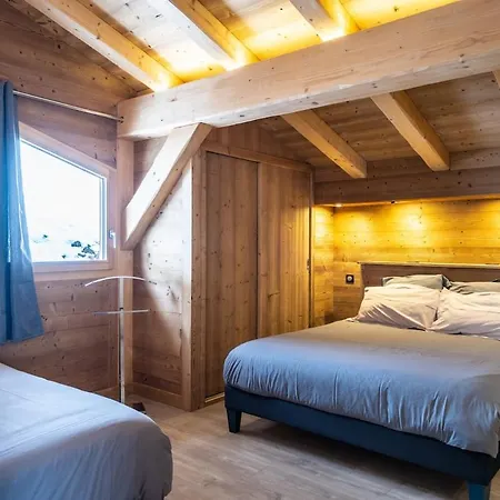 Chalet Le Strato Avec Jacuzzi Aux Pieds Des Pistes